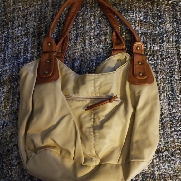 Purse - Picture 2 of 4